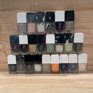 Sephora Discontinued Formula X Nail Polish . 23
Bottles of new (most wrapped)